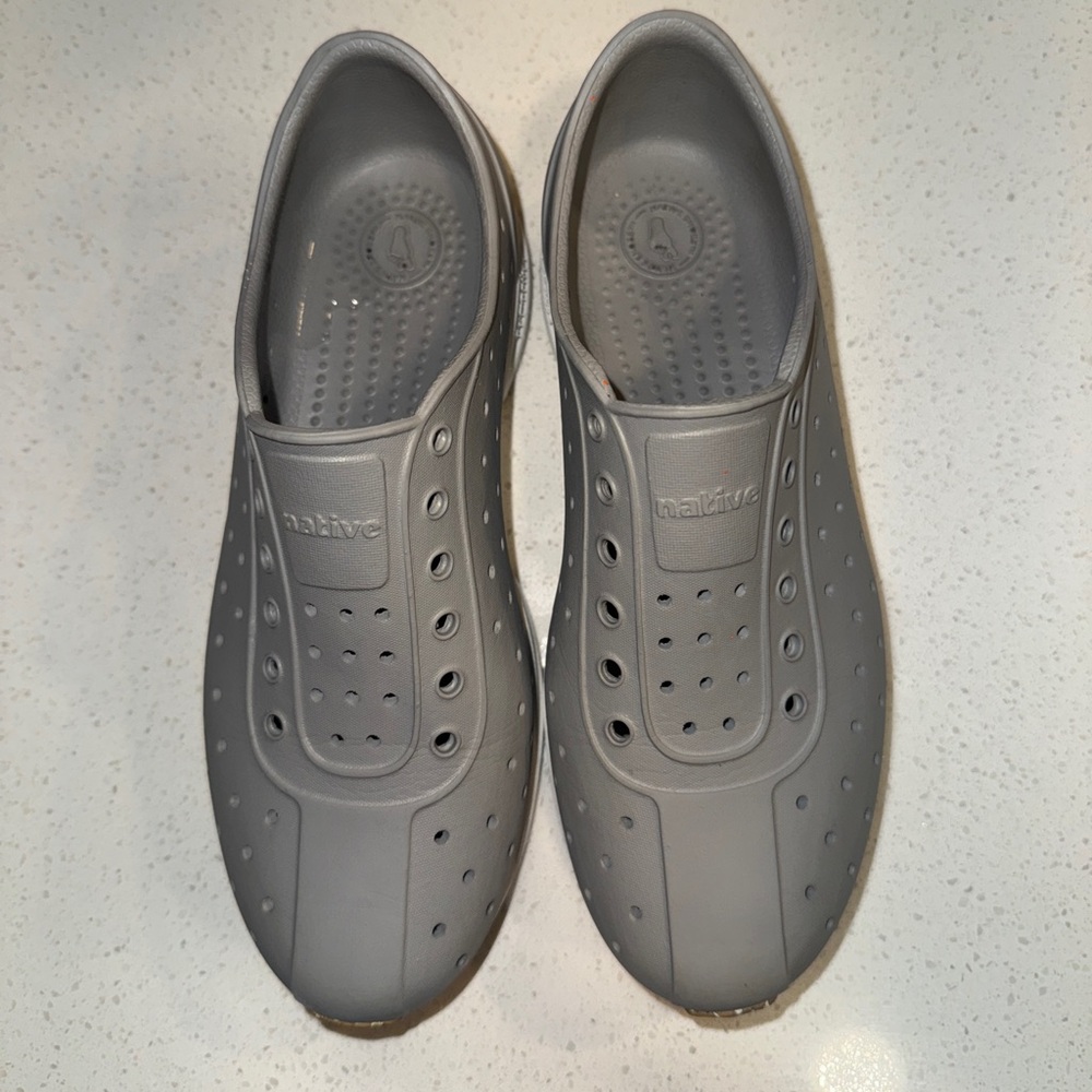 Like New Gray Native Robbie Shoes size J3